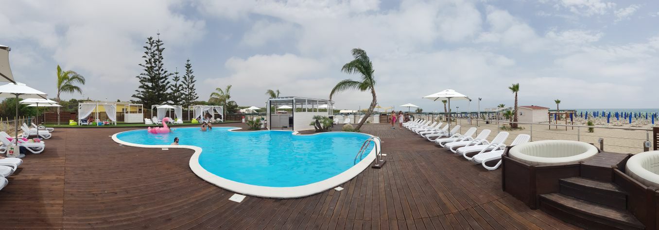 Sabbia d’Oro Beach Club - Rooftop Restaurant