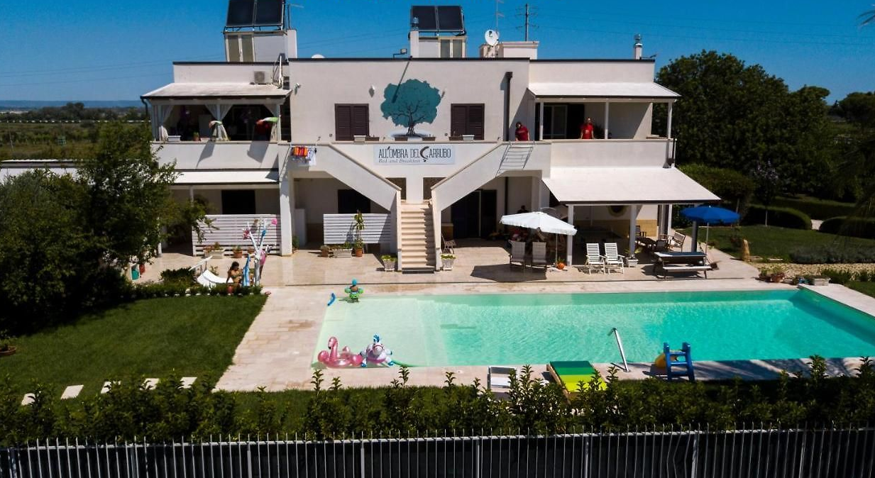 B&B All'Ombra del Carrubo