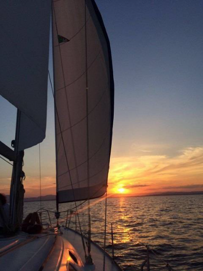 Immagine di Escursione vela aperitivo al tramonto