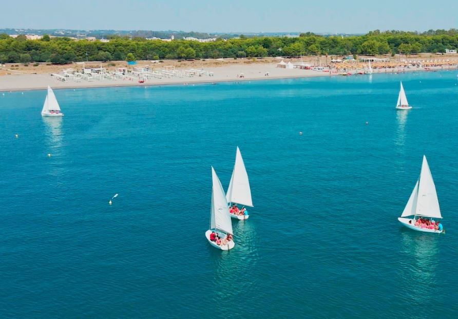 Castroboleto Village